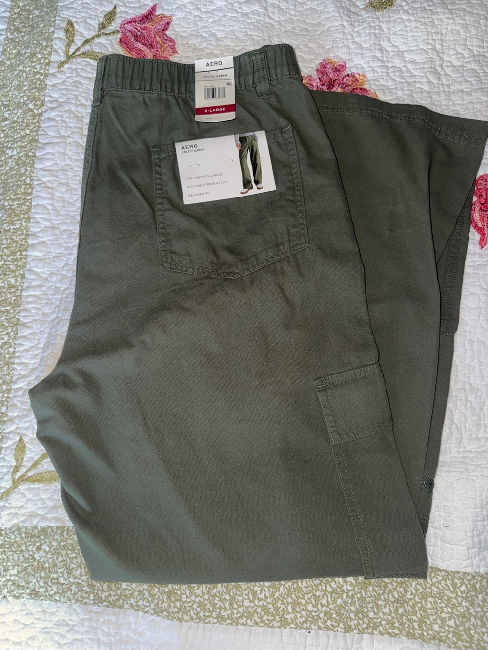NWT Aeropostale Women’s Green Cargo Pants